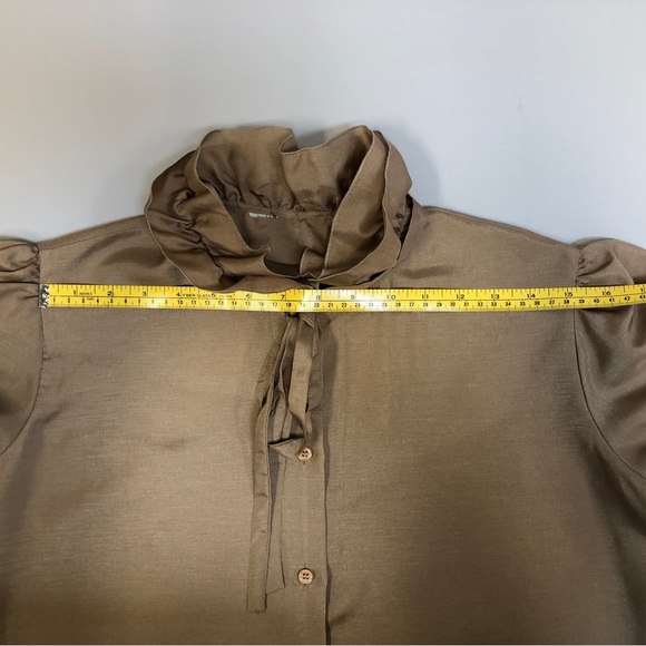 Vintage 80's Ruffled Caramel Blouse, Sz M - Picture 12 of 16